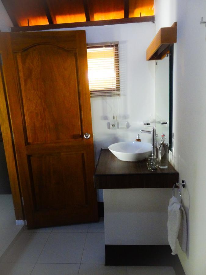 Teras Lombok Bungalow スンギギ エクステリア 写真