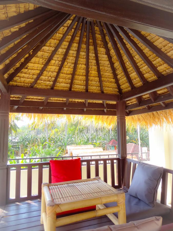 Teras Lombok Bungalow スンギギ エクステリア 写真