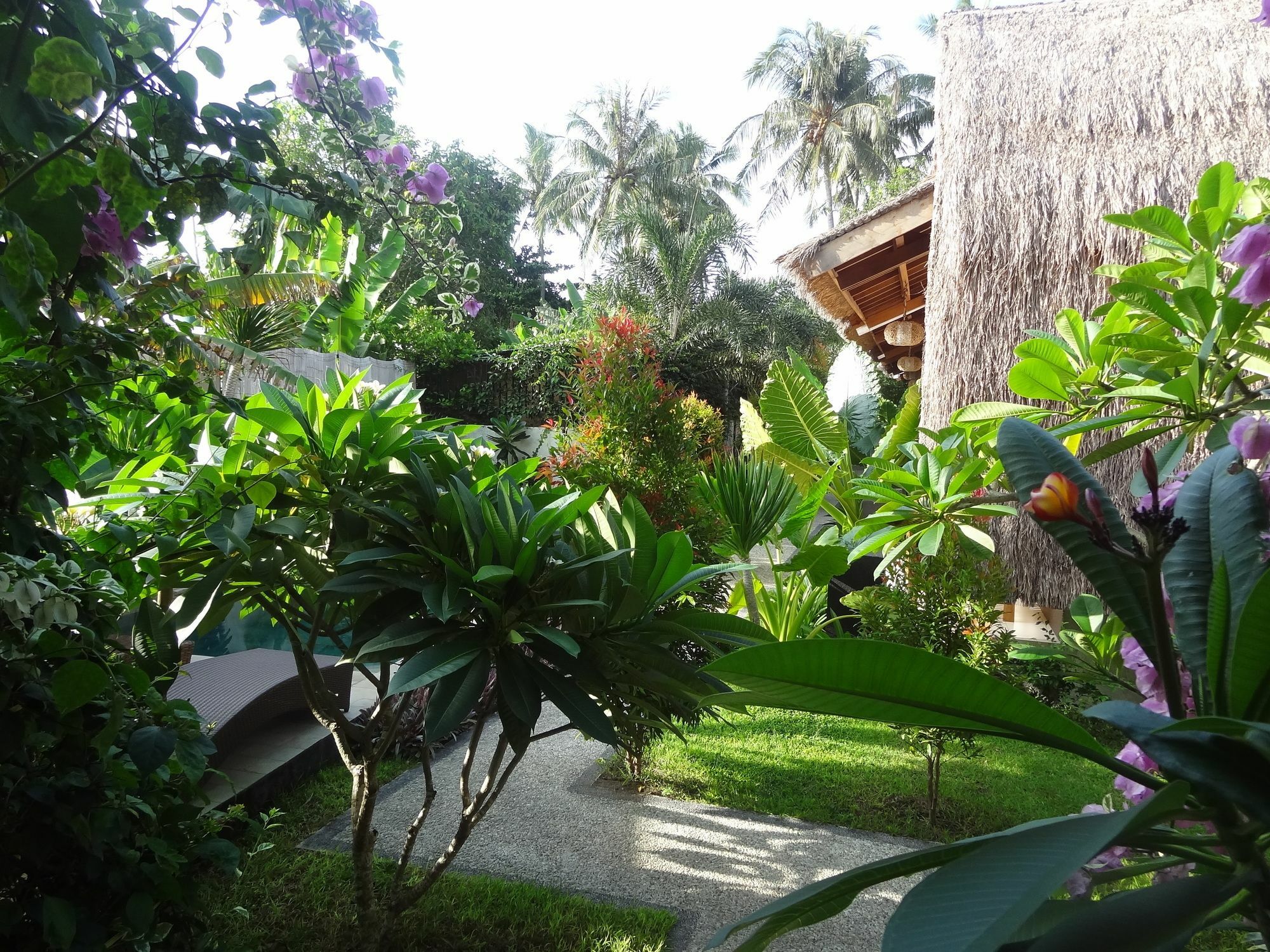 Teras Lombok Bungalow スンギギ エクステリア 写真